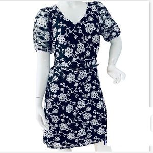 candalite dress with lace floral black white  size L new with belt